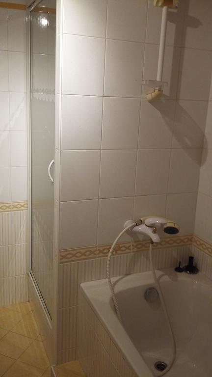 Chez Arthur Cherrueix Экстерьер фото